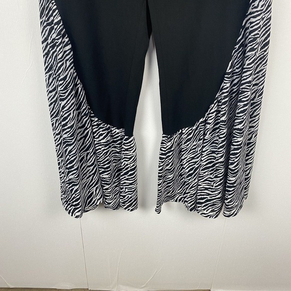Ashro Woman’s Black White Zebra Print Wide Leg Pants Size 12. - Picture 4 of 11